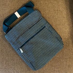 Thirty-One Organizing Shoulder Bag in Dotty Weave